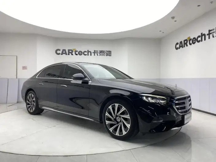 Mercedes-Benz E-Class 2024 Model E 300 L Luxury Model sedan – фото 3