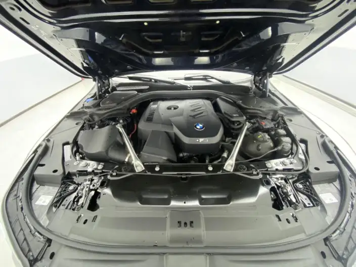 BMW 5 Series 2025 Model 530Li Leading Model M Sports Set – фото 10