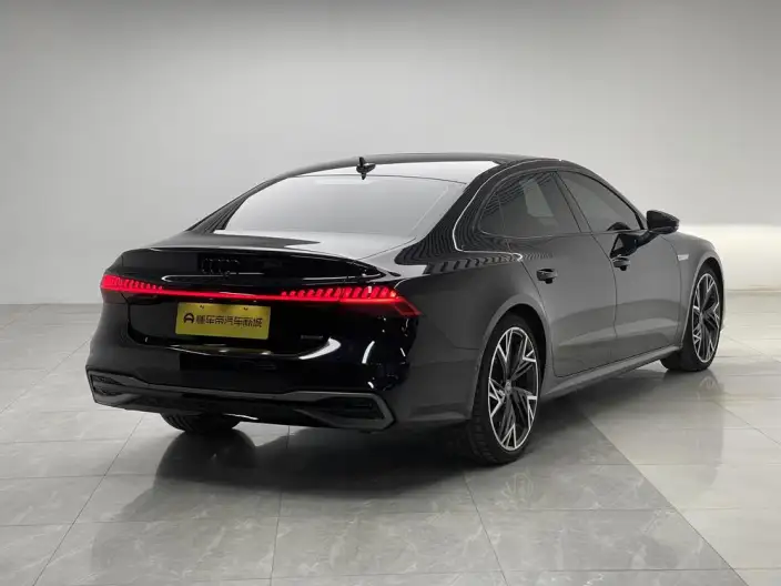 Audi A7 L 2024 Model 45 TFSI quattro Black Samurai Edition – фото 7