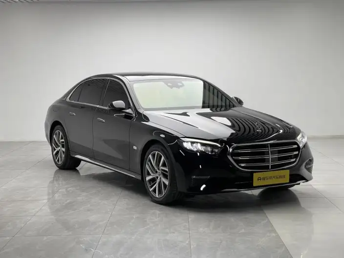 Mercedes-Benz E-Class 2025 Model E 300 L Fashion Model sedan – фото 3