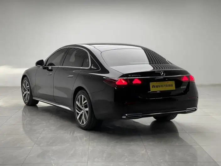 Mercedes-Benz E-Class 2025 Model E 300 L Fashion Model sedan – фото 5