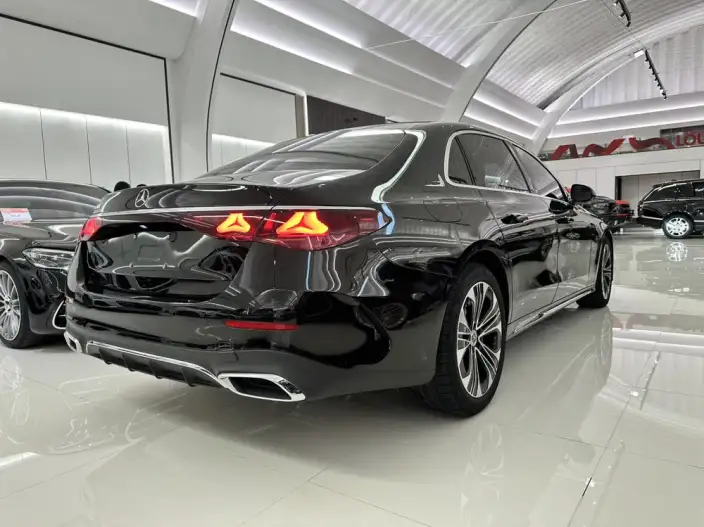 Mercedes-Benz E-Class 2025 Model E 300 L Fashion Model Sports sedan – фото 5