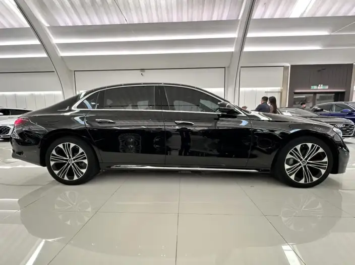 Mercedes-Benz E-Class 2025 Model E 300 L Fashion Model Sports sedan – фото 6
