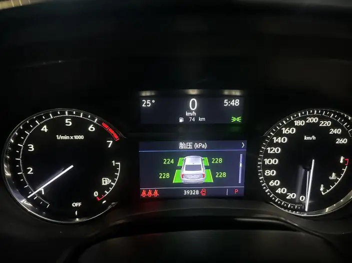 Cadillac CT5 2022 Model 28T Luxury Model – фото 9