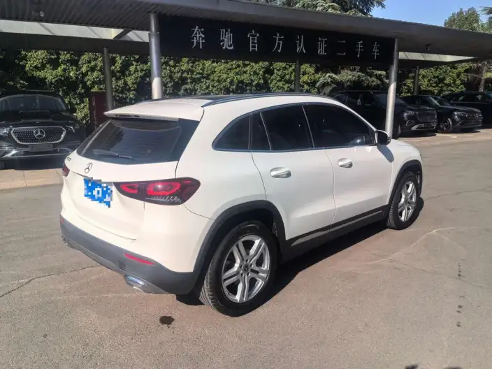 Mercedes-Benz GLA 2023 Model GLA 200 – фото 3