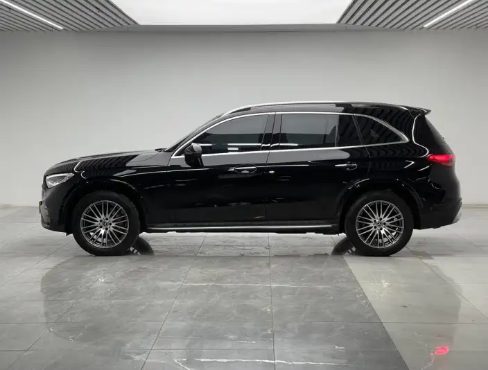 Mercedes-Benz GLC 2025 Model GLC 300 L 4MATIC Dynamic Model 5 seat – фото 4