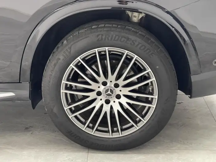 Mercedes-Benz GLC 2025 Model GLC 300 L 4MATIC Dynamic Model 5 seat – фото 9