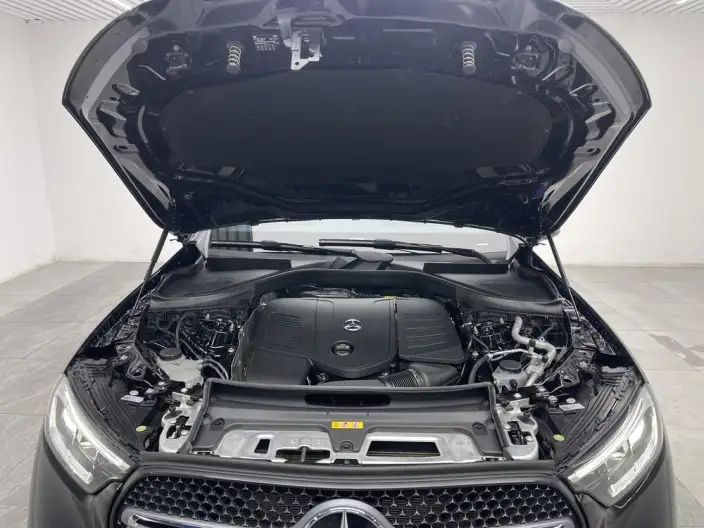 Mercedes-Benz GLC 2025 Model GLC 300 L 4MATIC Dynamic Model 5 seat – фото 10