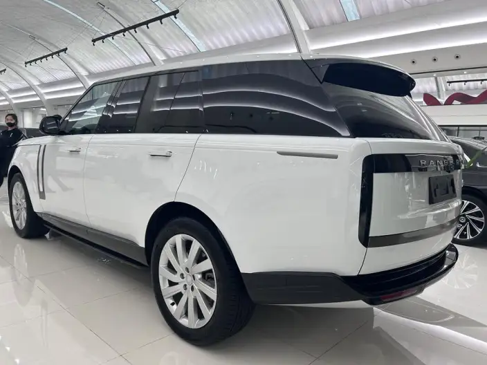 Range Rover 2023 Model 3.0 L6 400PS Shengshi VII seat Extended Edition – фото 4