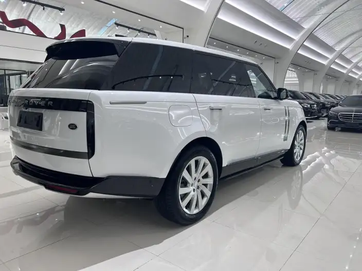 Range Rover 2023 Model 3.0 L6 400PS Shengshi VII seat Extended Edition – фото 6