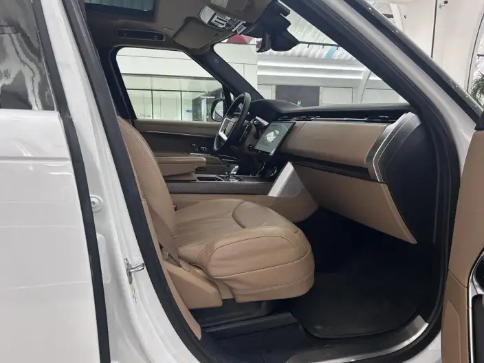 Range Rover 2023 Model 3.0 L6 400PS Shengshi VII seat Extended Edition – фото 9
