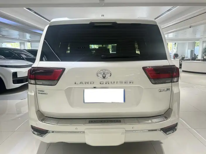 Land Cruiser (import 2024 Model 3.5T Automatic 4WD 7 seat Parallel Imported – фото 4