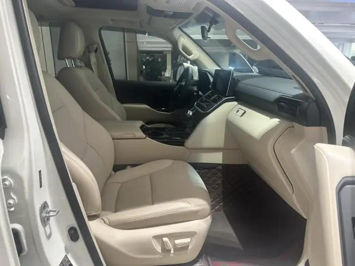 Land Cruiser (import 2024 Model 3.5T Automatic 4WD 7 seat Parallel Imported – фото 10