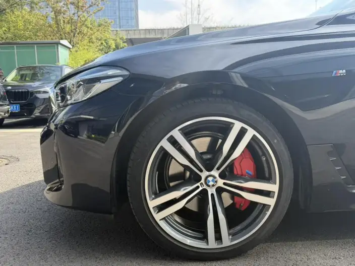 BMW 6 Series GT 2022 Model 630i M Sports Set – фото 6