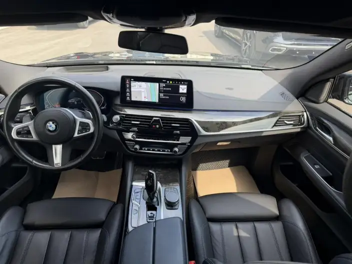 BMW 6 Series GT 2022 Model 630i M Sports Set – фото 10