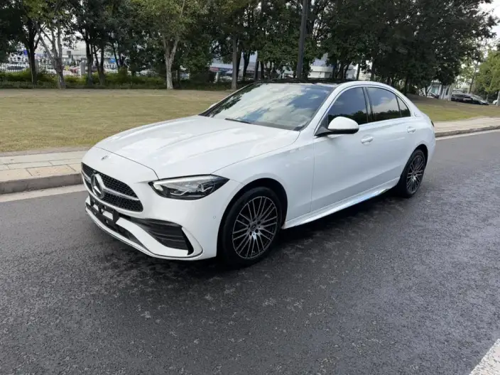 Mercedes-Benz C-Class 2024 Model C 260 L Sports Edition – фото 1