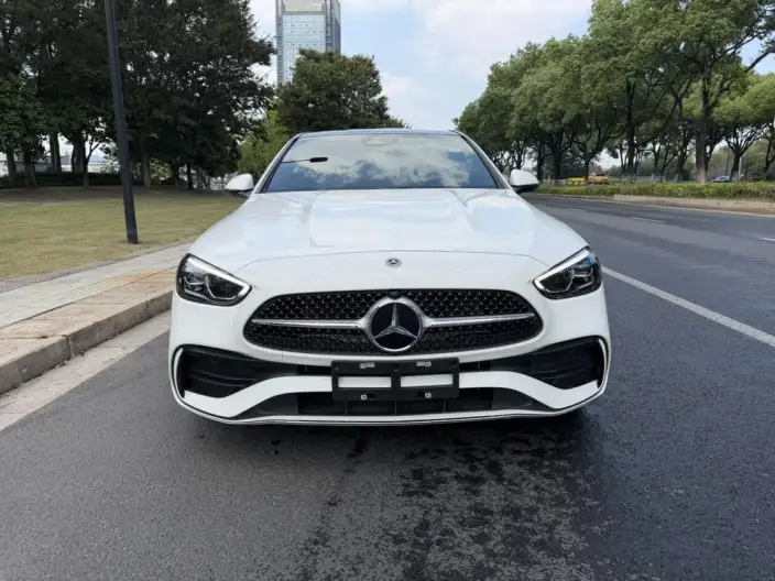 Mercedes-Benz C-Class 2024 Model C 260 L Sports Edition – фото 2