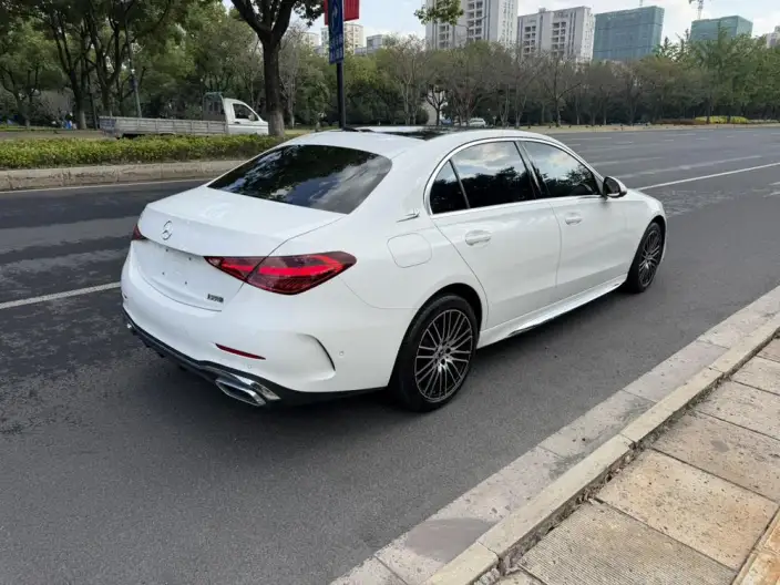 Mercedes-Benz C-Class 2024 Model C 260 L Sports Edition – фото 5