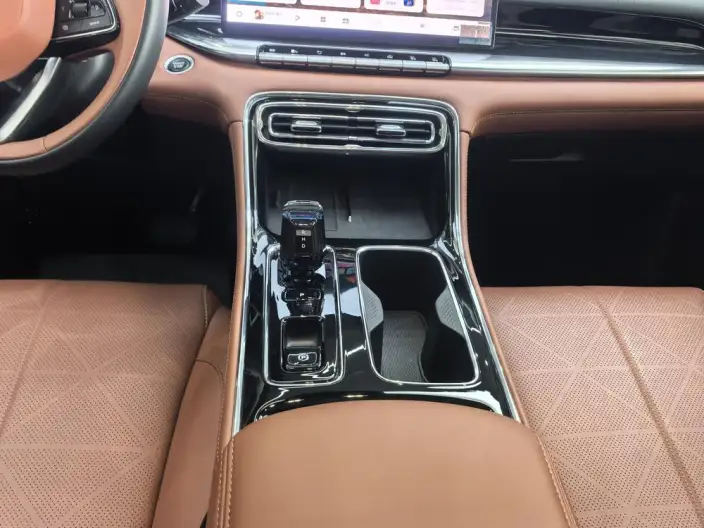 Geely Emgrand 2026 Model No. 5 Gen 1.5T DCT Flagship Model – фото 8