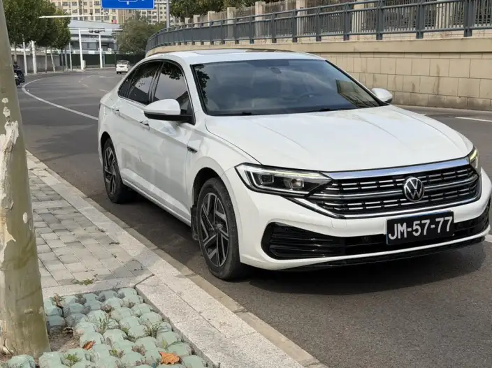 Volkswagen Sagitar 2023 Model 280TSI DSG Beyond Edition Lite – фото 3