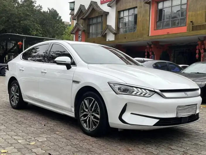 Qin Plus EV 2021 Model 400KM Luxury Model – фото 3