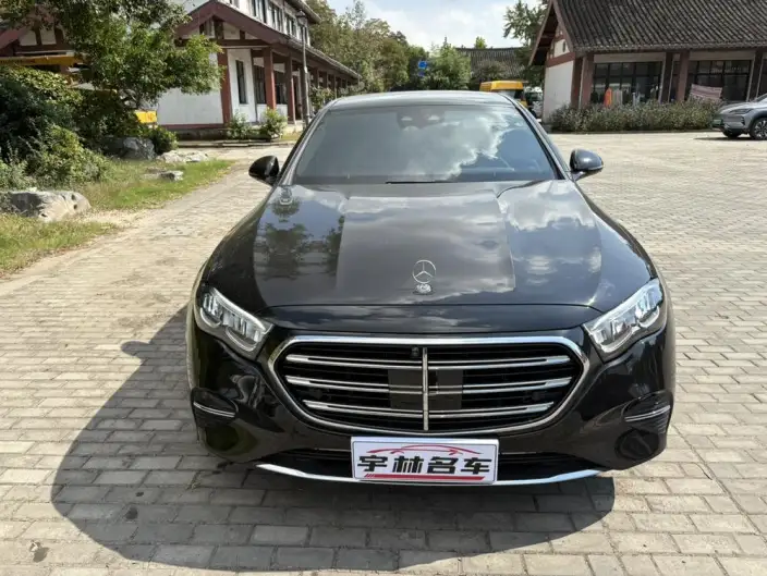 Mercedes-Benz E-Class 2025 Model E 300 L Luxury Model sedan – фото 2