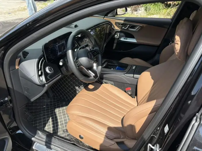 Mercedes-Benz E-Class 2025 Model E 300 L Luxury Model sedan – фото 8