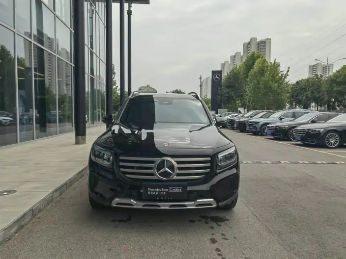 Mercedes-Benz GLB 2025 Model GLB 220 Fashion Model – фото 2