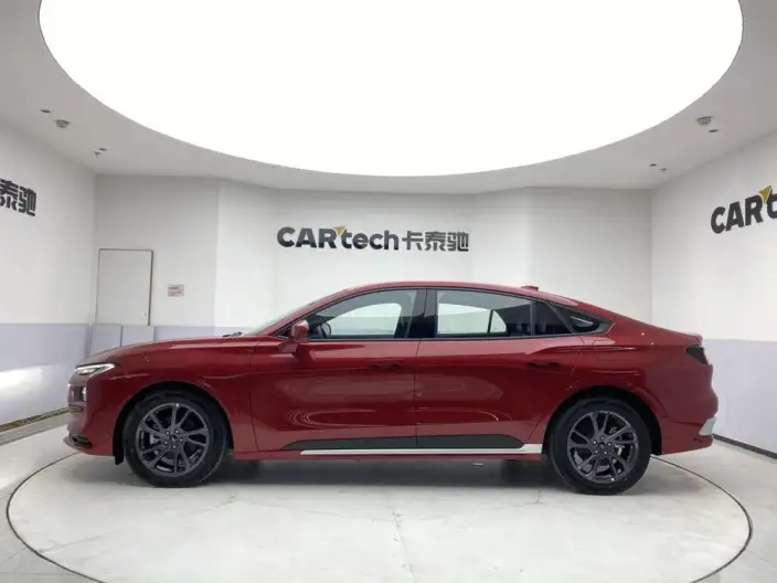 Ford Mondeo 2025 Model EcoBoost 245 Luxury Model – фото 4