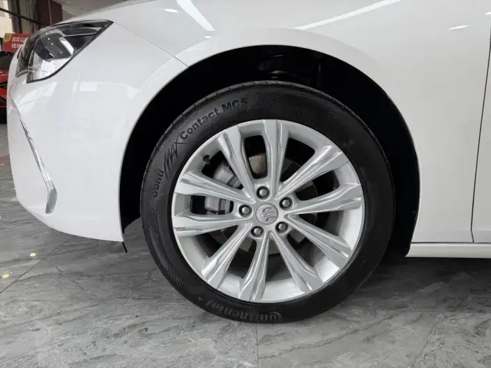 Buick Regal 2024 Model 28T Indulgent Edition – фото 7