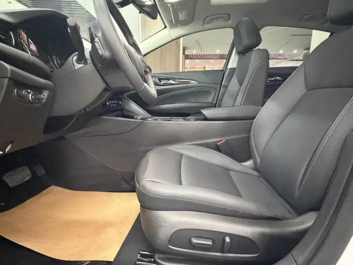 Buick Regal 2024 Model 28T Indulgent Edition – фото 10