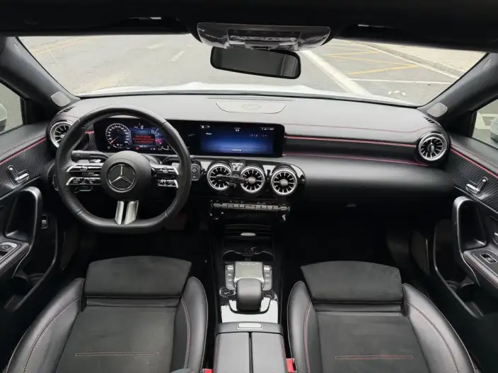 Mercedes-Benz A-class 2023 Model A 200 L Sports sedan Fashion Edition – фото 7