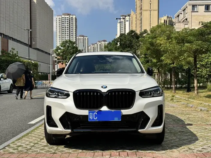 BMW X3 2022 Model xDrive30i Leading Model M Night Set – фото 2