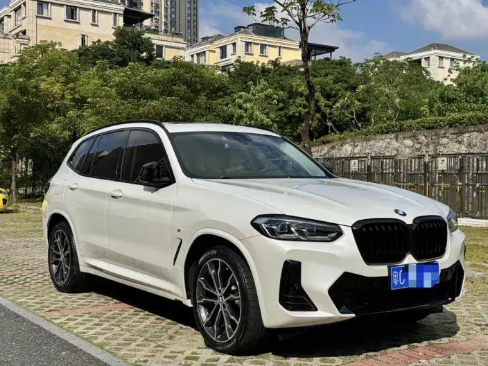 BMW X3 2022 Model xDrive30i Leading Model M Night Set – фото 3