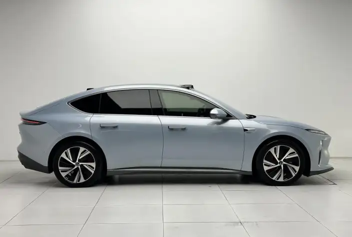 NIO ET5 2022 Model 75kWh – фото 8