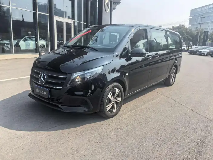 Viano 2024 Model 2.0T Elite Edition 7 seat – фото 10