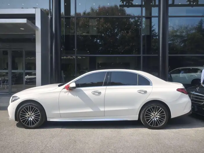 Mercedes-Benz C-Class 2026 Model C 260 L Sports sedan Special Edition – фото 2