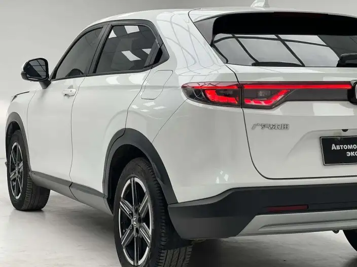 Honda Vezel 2023 Model 1.5L CVT Pioneer Edition – фото 9