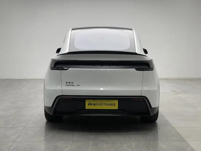 Model Y L 2026 Model Standard Edition – фото 6
