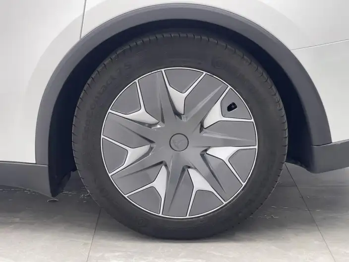 Model Y L 2026 Model Standard Edition – фото 9