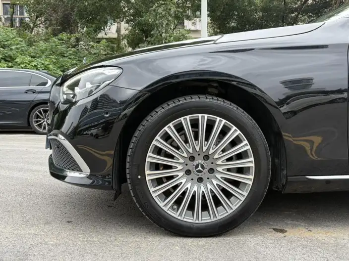 Mercedes-Benz E-Class 2023 Model Facelift E 300 L Luxury Model sedan – фото 9