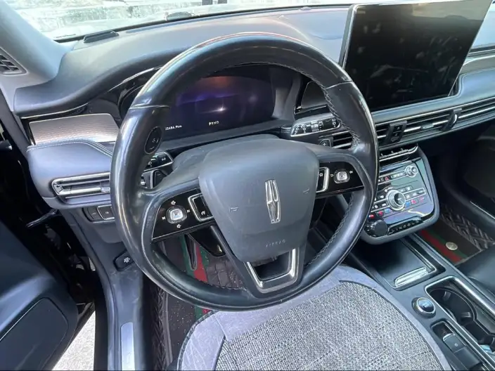 Lincoln Corsair 2022 Model 2.0T 2WD Exclusive Edition – фото 7