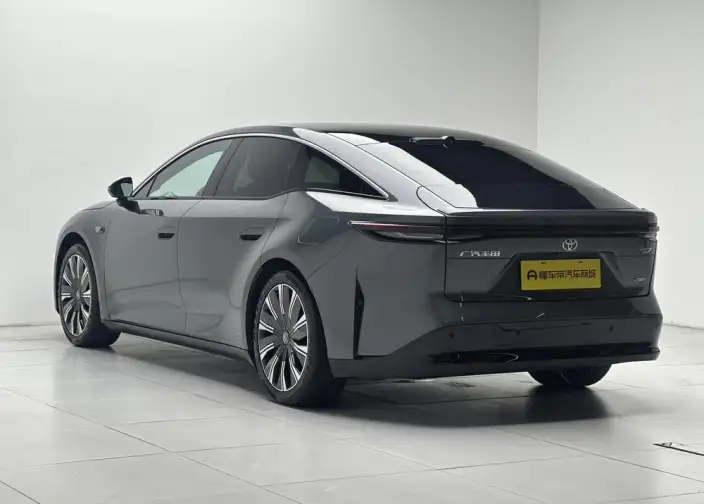 Toyota bZ7 2026 Model 710 Ultra LiDAR Edition – фото 5