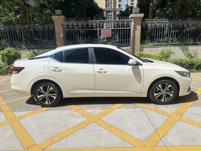 Nissan Sylphy 2021 Model 1.6L XL CVT Yuexiang Edition – фото 5