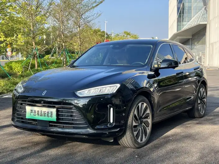 Aito M5 2022 Model Extended Range 4WD Flagship Edition – фото 1