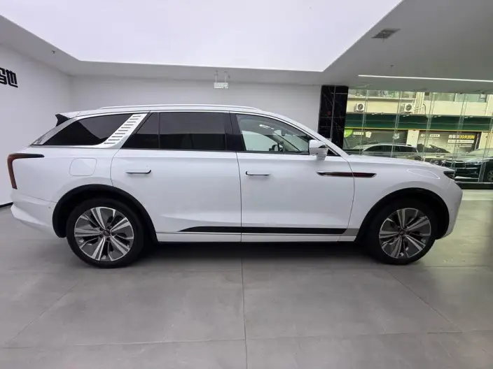 HONGQI E-HS9 2022 Model 690km Flag Xiang Edition VI seat – фото 8