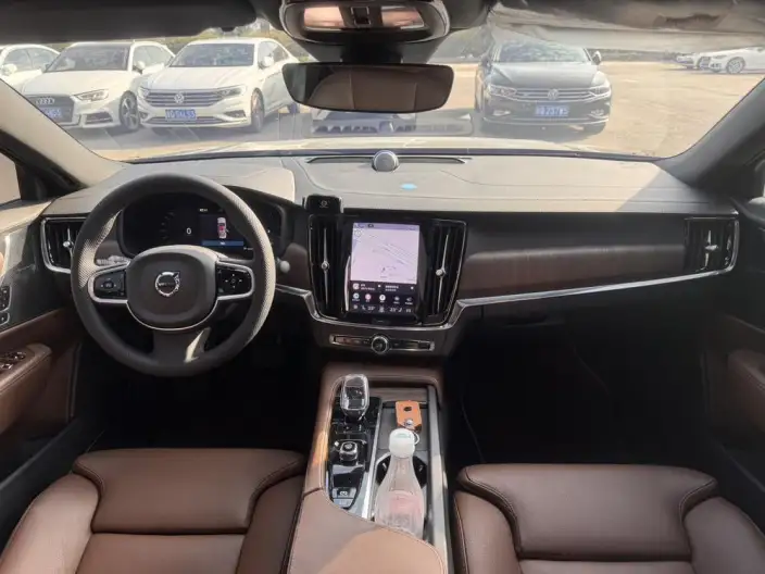 Volvo S90 2025 Model B5 Smart Range Deluxe Edition – фото 8