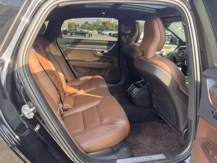 Volvo S90 2025 Model B5 Smart Range Deluxe Edition – фото 10