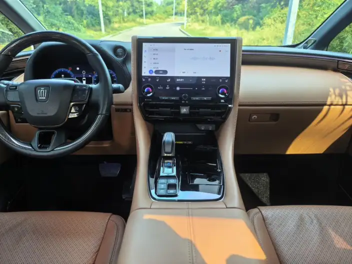 Vellfire 2023 Model Toyota Crown 2.5L Intelligent Hybrid 4WD Supreme Edition – фото 7