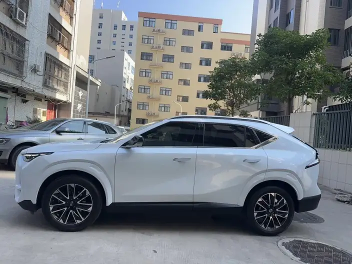 GAC Trumpchi GS4 2024 Model MAX 1.5TGDI Ultimate Edition – фото 4